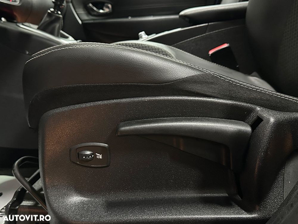Renault Scenic - 15