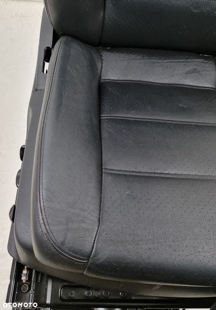 FOTEL PRAWY PRZÓD GRZANY PORSCHE CAYENNE I EUROPA - 4