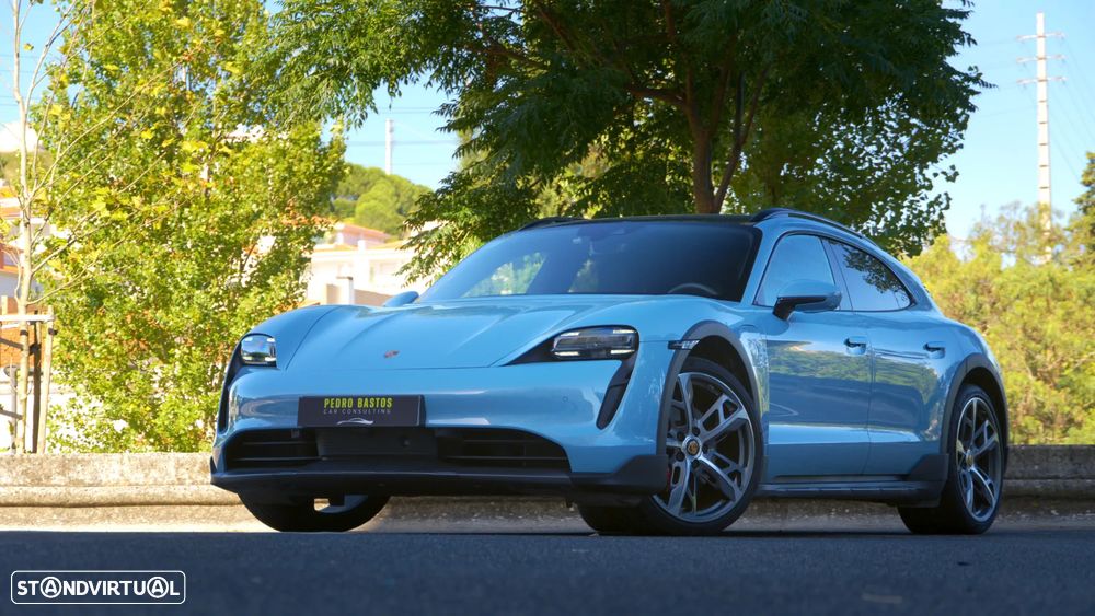 Porsche Taycan Cross Turismo 4S - 12