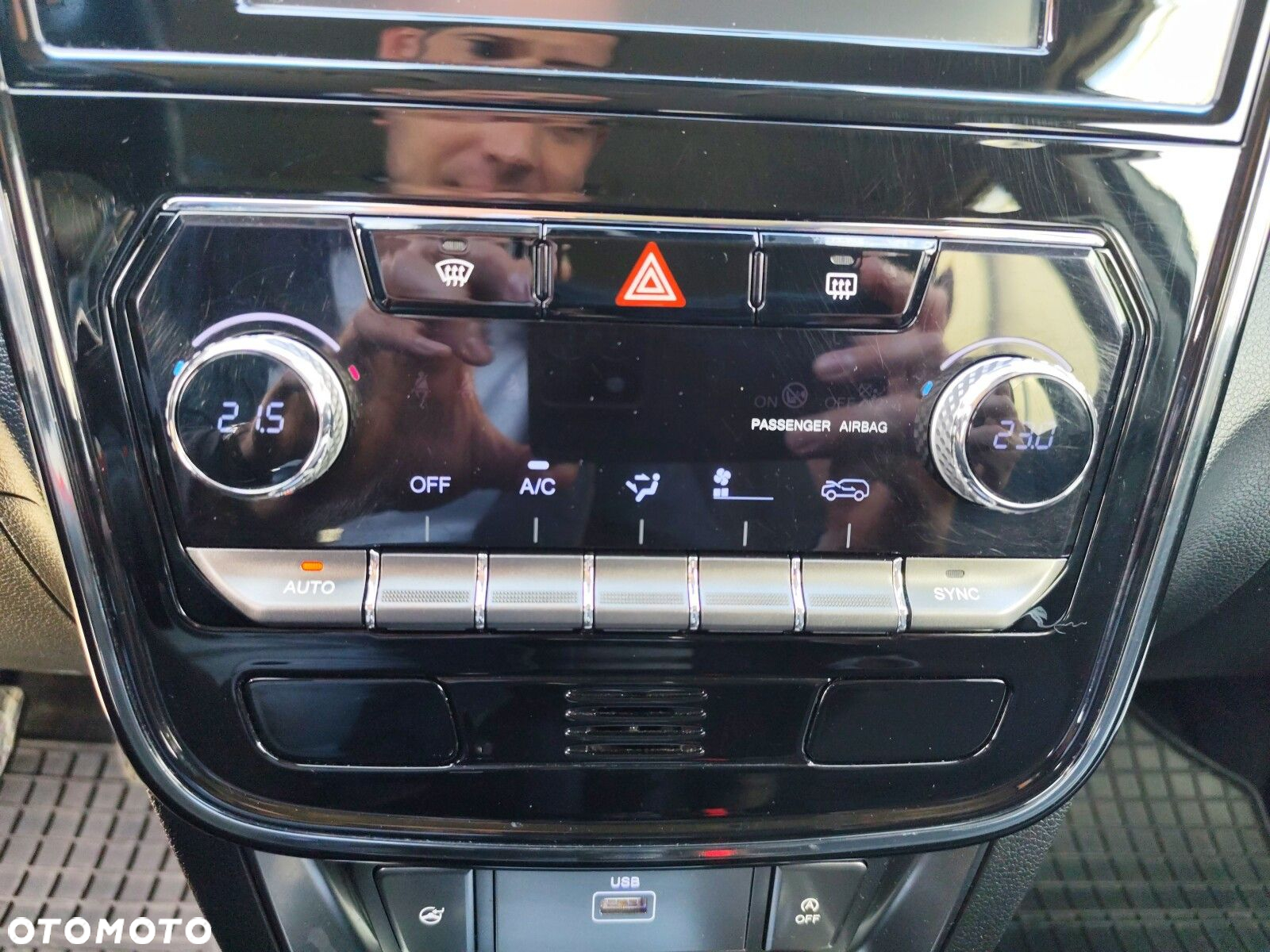 SsangYong/KGM Tivoli - 25