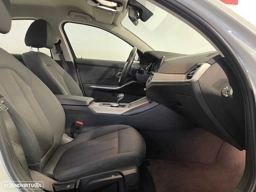 BMW 330 e Corporate Edition Auto - 15