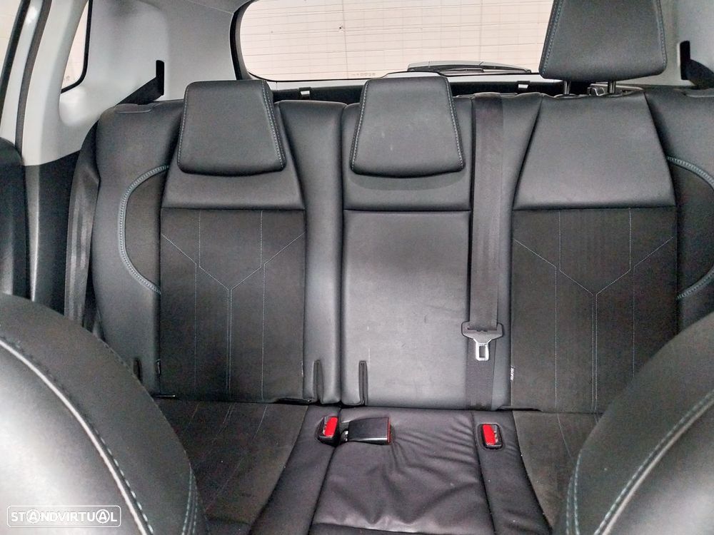 Peugeot 2008 1.2 PureTech Crossway EAT6 - 5