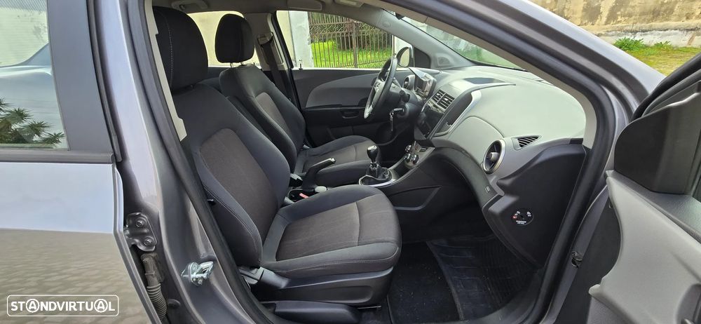 Chevrolet Aveo 1.3 VCDi LT - 14