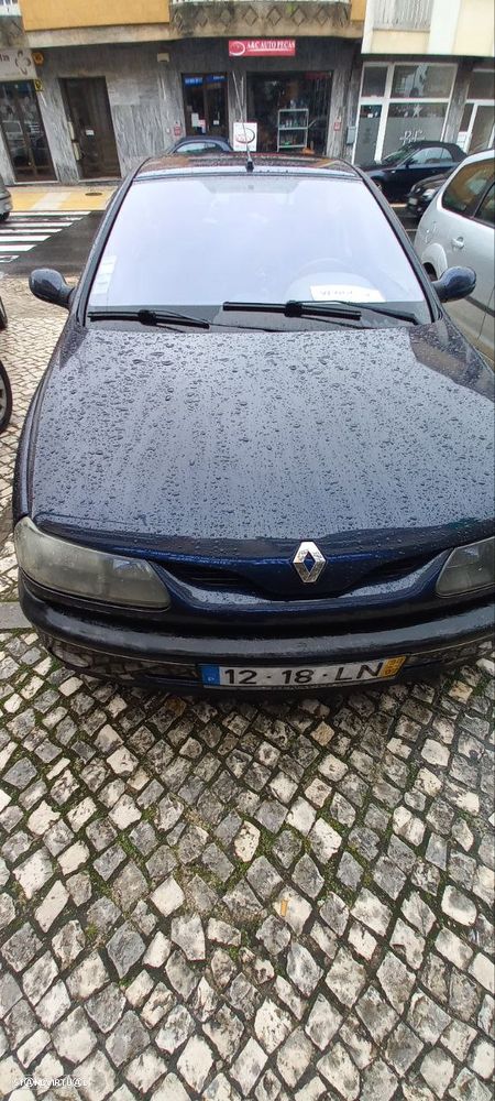 Renault Laguna 1.6 RXE - 4