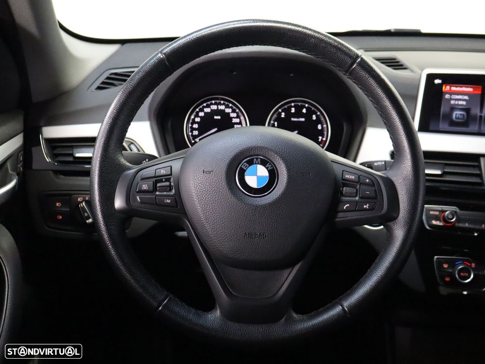 BMW X1 25 e xDrive - 13