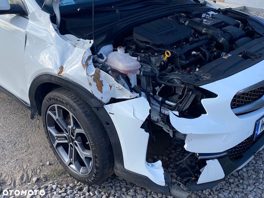 Kia XCeed 1.5 T-GDI L Business Line DCT - 5