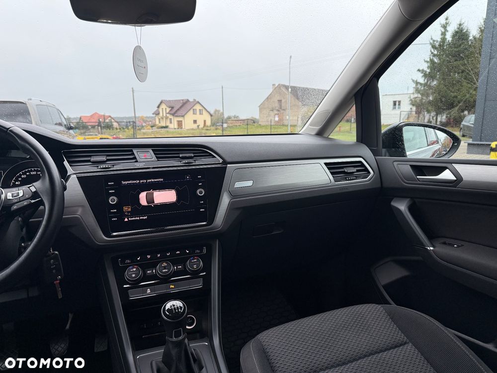 Volkswagen Touran 1.6 TDI BMT SCR Comfortline - 15