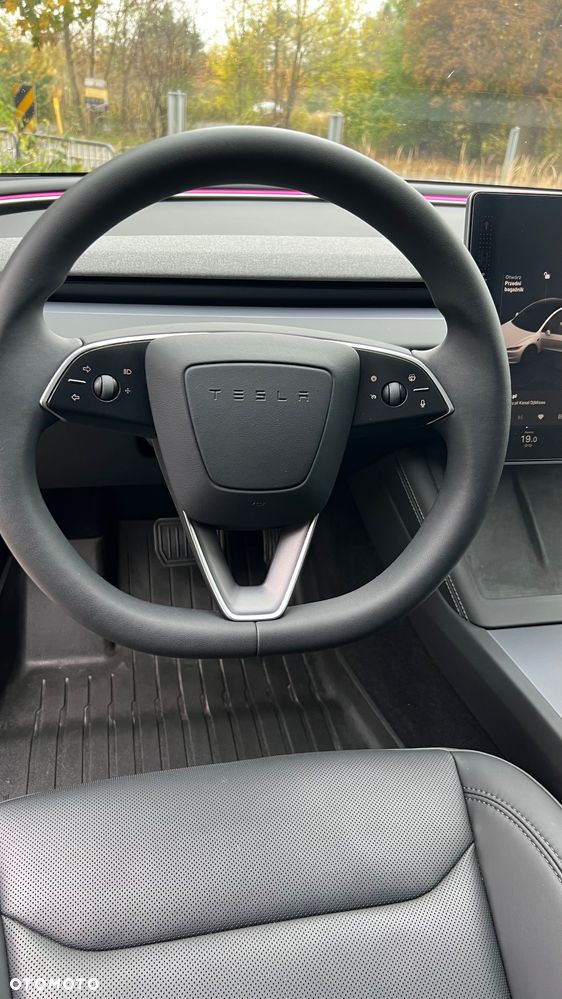 Tesla Model 3 Long Range AWD - 18