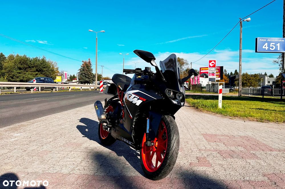 KTM RC 125 - 6