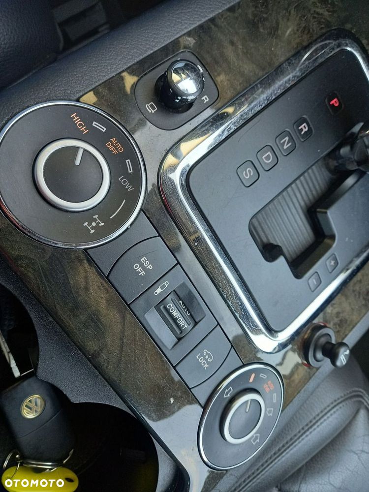 Volkswagen Touareg 3.0 V6 TDI DPF Automatik Individual - 33