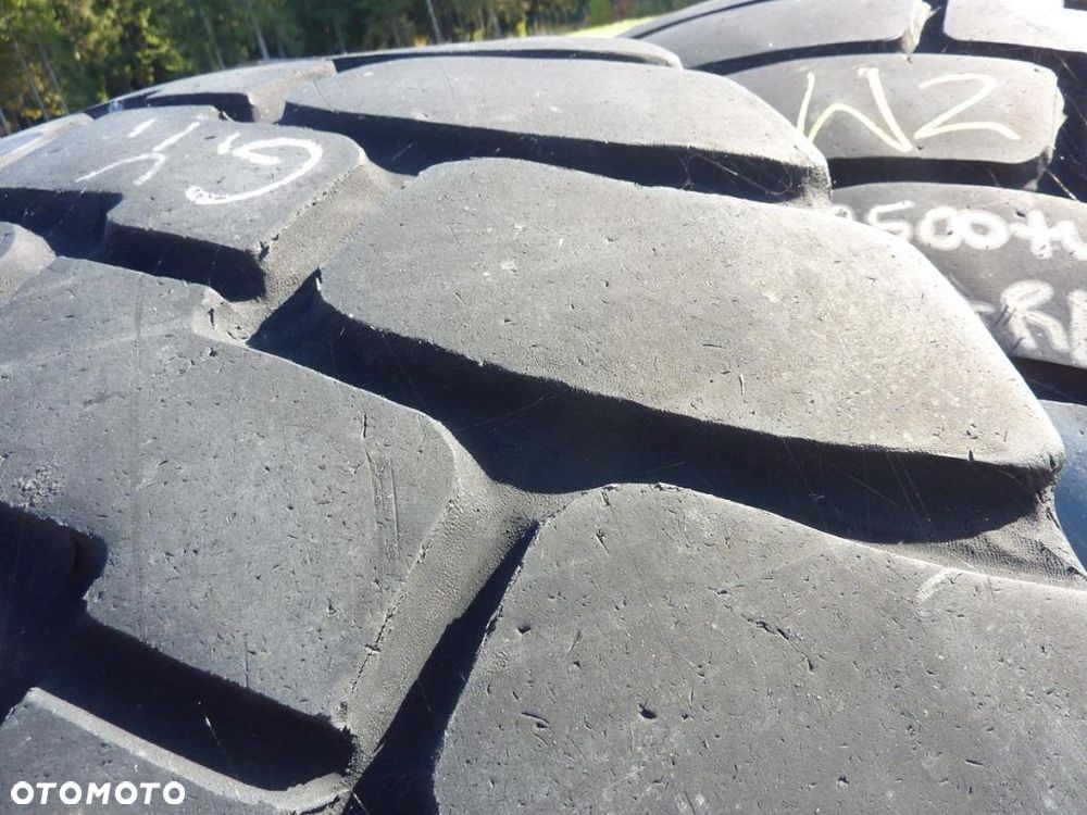 2x Opona używana przemysłowa 600/65R25 GOODYEAR 900zł(szt.) W2802 - 7