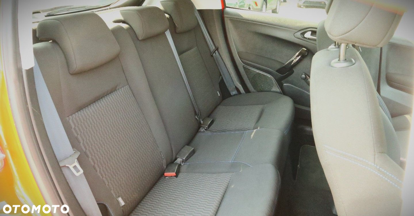Peugeot 208 1.2 PureTech Style - 15