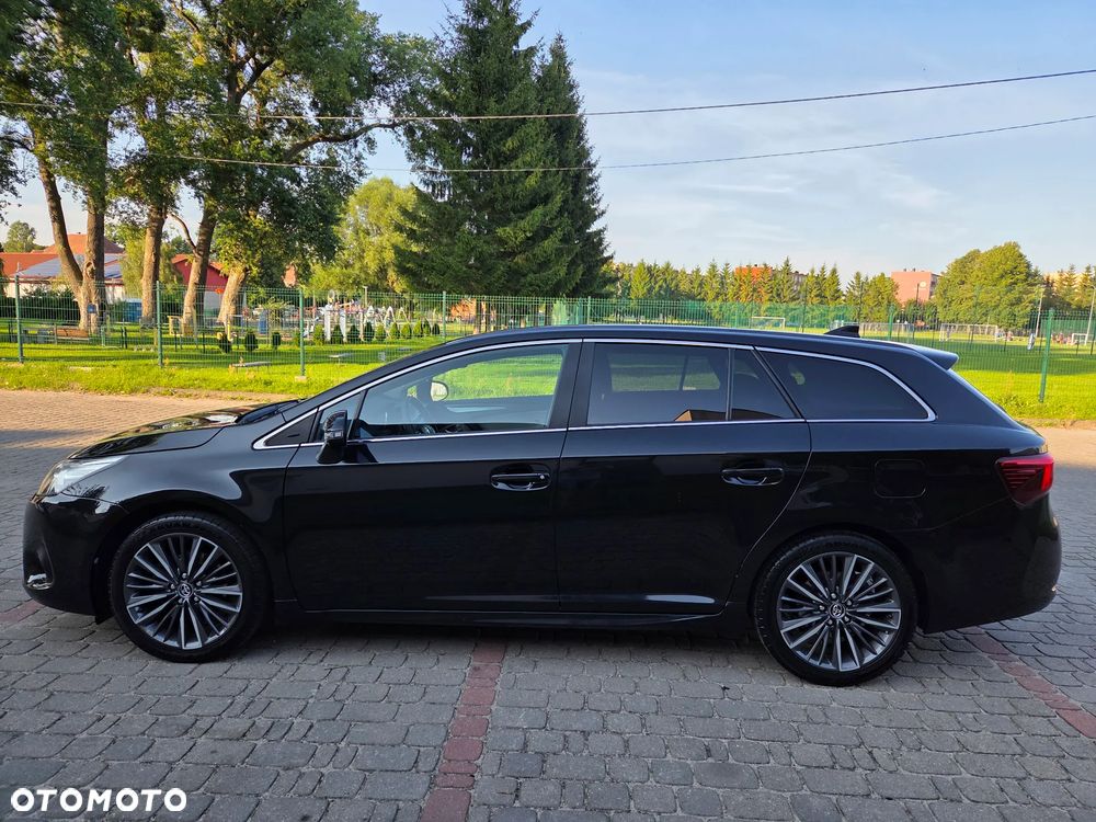 Toyota Avensis Touring Sports 1.8 Business Edition - 3