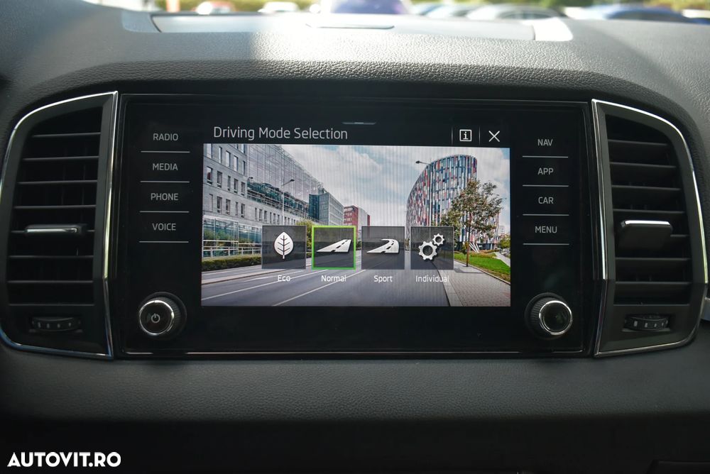 Skoda Karoq 1.5 TSI DSG Style - 22