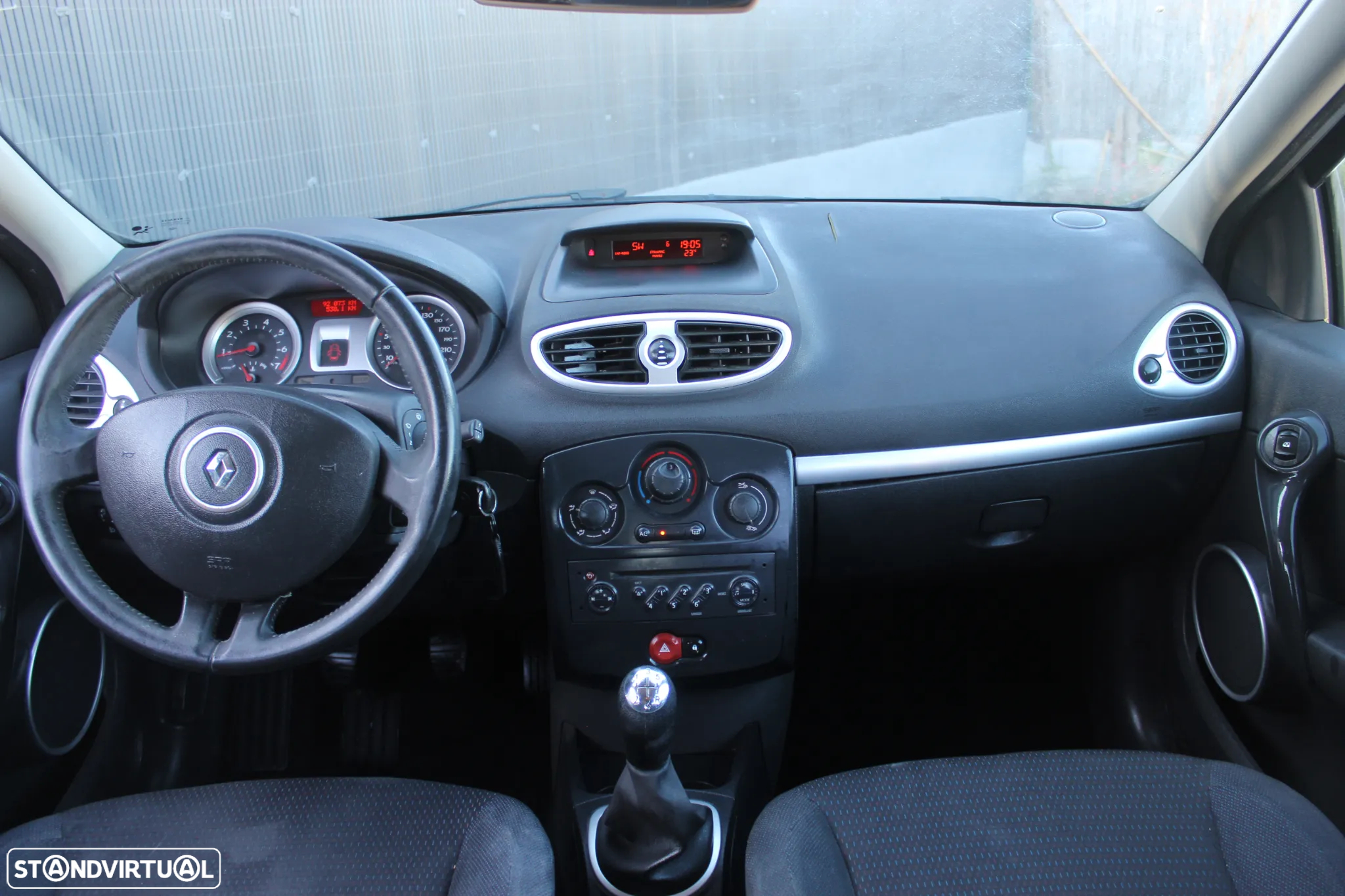 Renault Clio 1.2 16V Dynamique S - 5