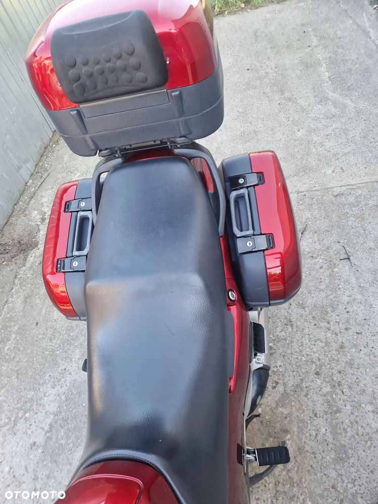 Honda ST - 33