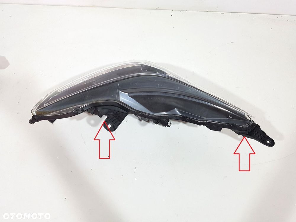 TOYOTA AYGO II 2 LIFT LAMPA PRZÓD PRZEDNIA PRAWA EUROPA ORYGINAŁ - 6