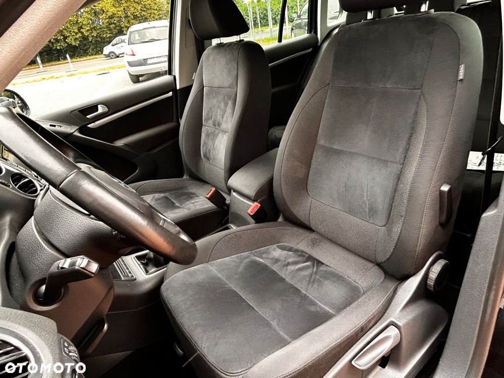 Volkswagen Tiguan 1.4 TSI BlueMotion Technology Exclusive - 26