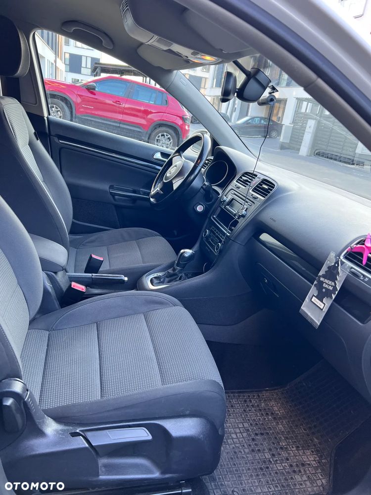 Volkswagen Golf 2.0 TDI DPF DSG Highline - 10