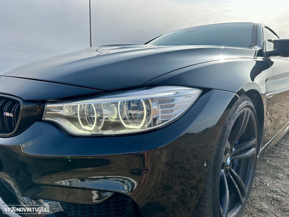 BMW M4 Auto — fotografia 4
