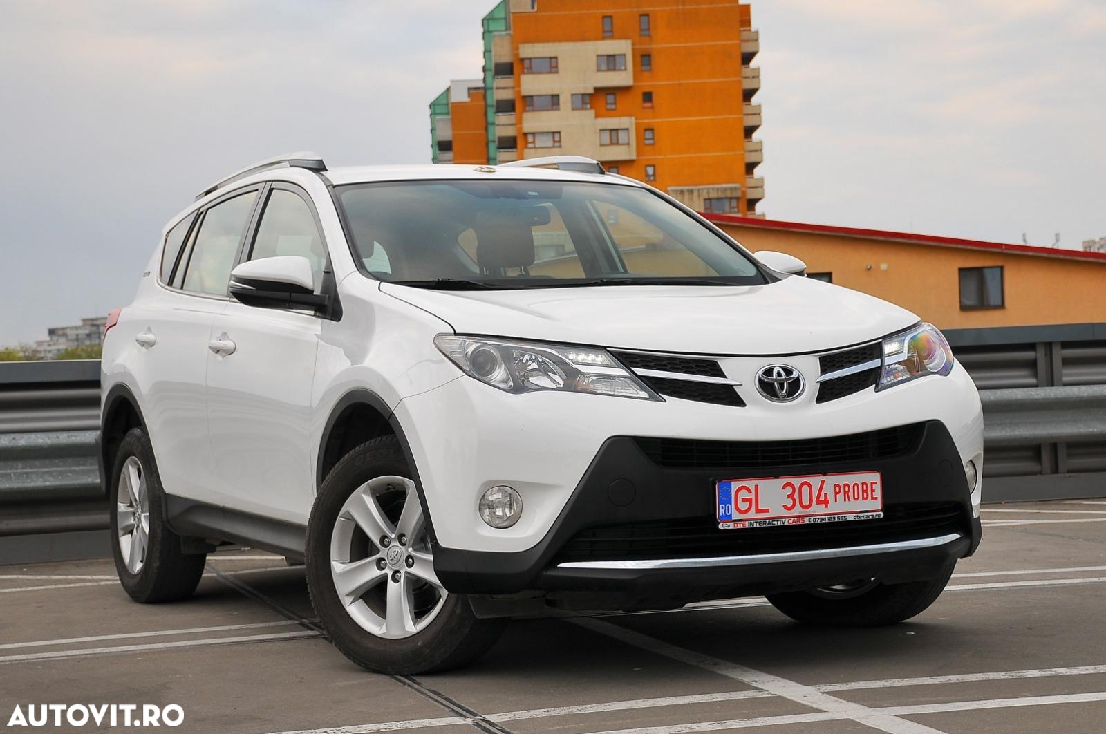 Toyota RAV4 2.2 D-4CAT 4WD Aut Executive - 2