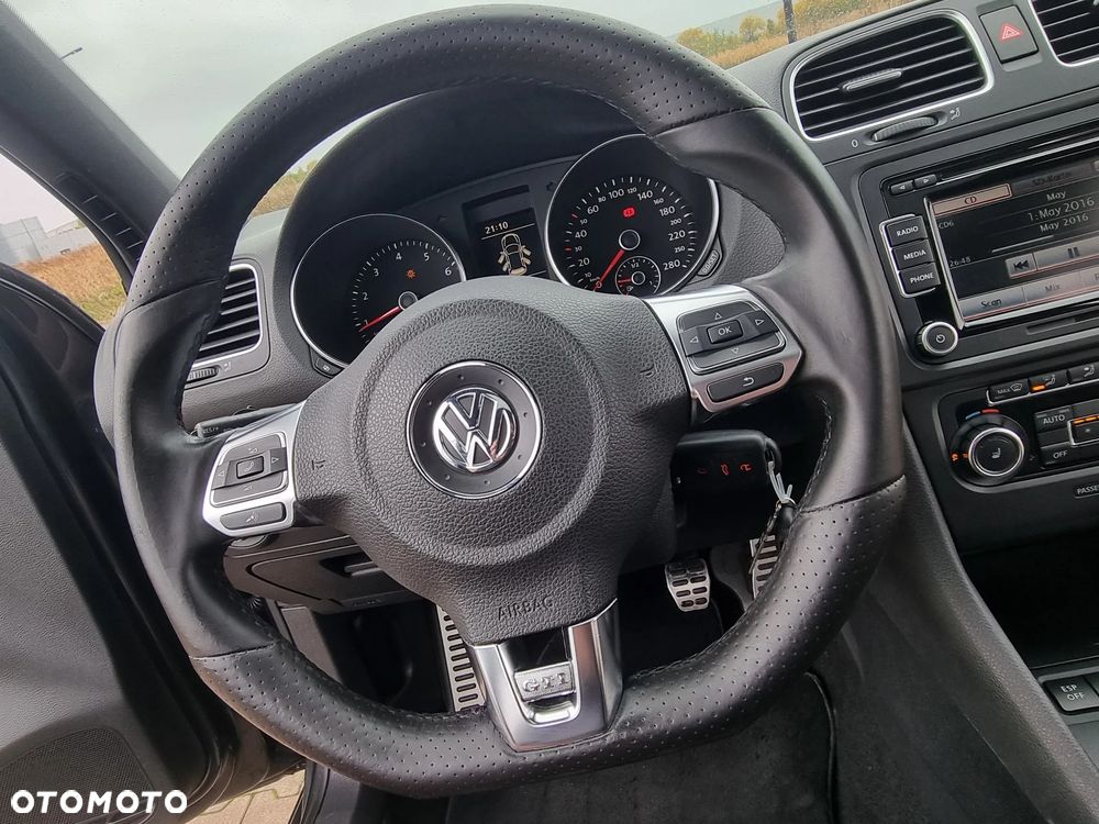 Volkswagen Golf 2.0 GTI - 35