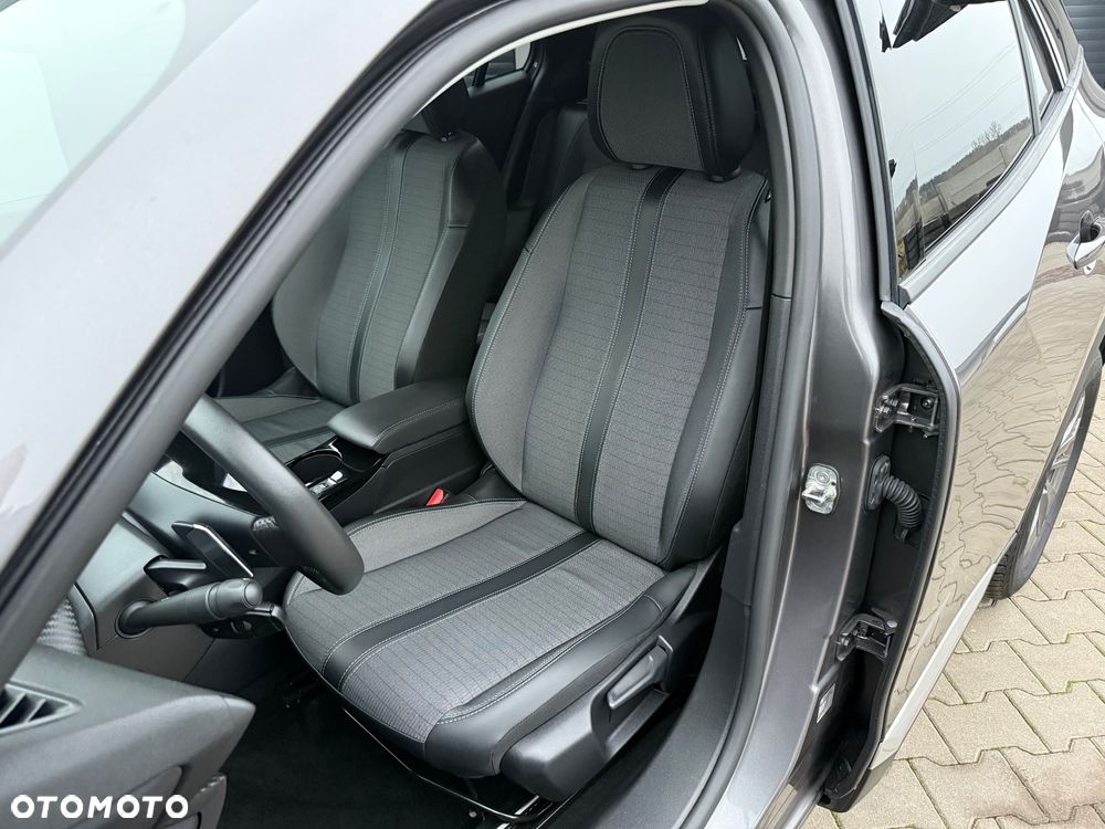 Peugeot 2008 1.2 PureTech Allure S&S EAT8 - 30