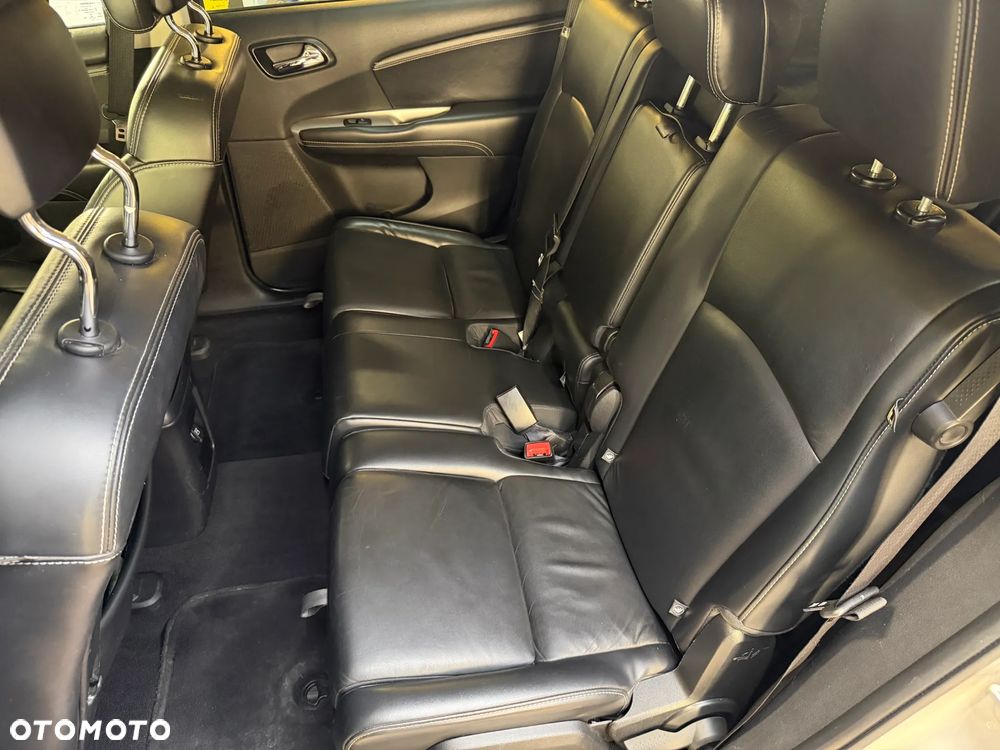 Fiat Freemont 2.0 Multijet Lounge AWD - 27