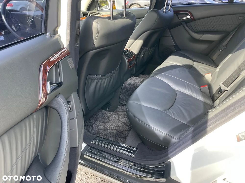 Mercedes-Benz Klasa S 500 4Matic - 17