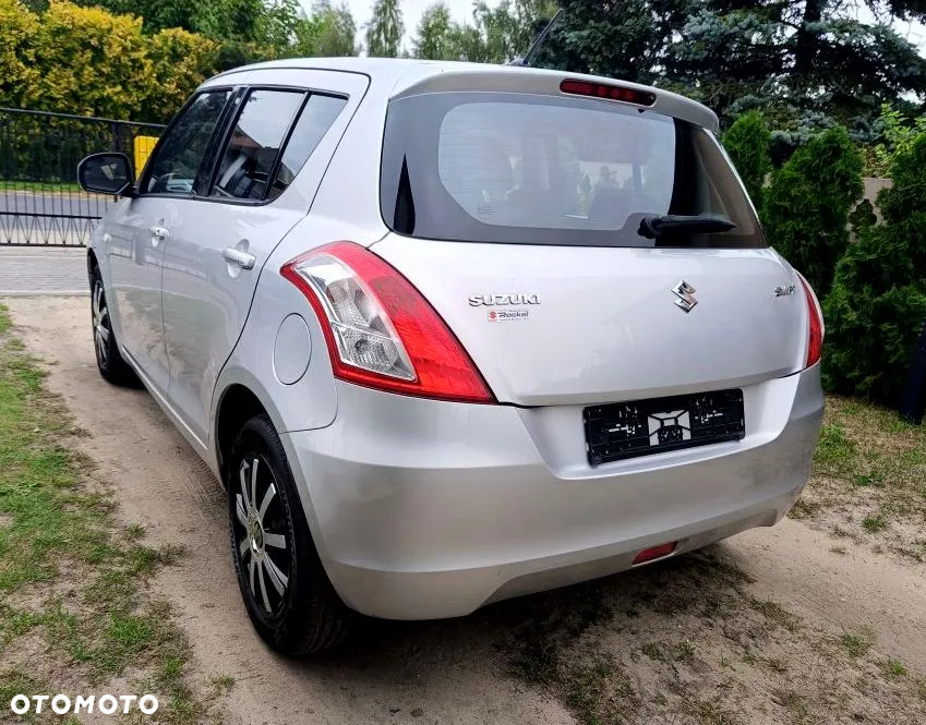 Suzuki Swift 1.2 Comfort Plus - 8