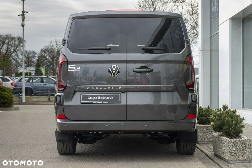Volkswagen Caravelle - 7