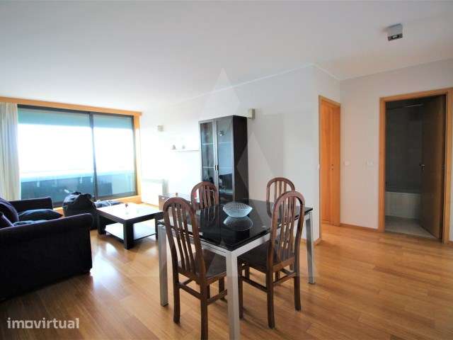Excelente apartamento T1 na Prestigiada Zona das Glicínias - Grande imagem: 2/13
