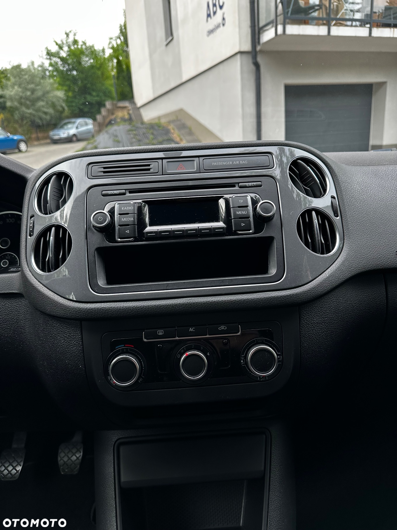 Volkswagen Tiguan 1.4 TSI BlueMotion Technology Exclusive - 9