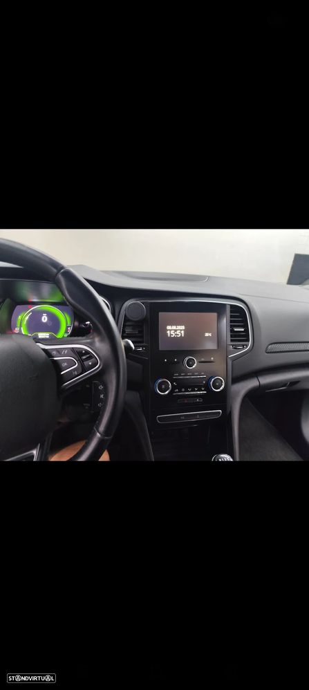 Renault Mégane BLUE dCi 115 INTENS - 19