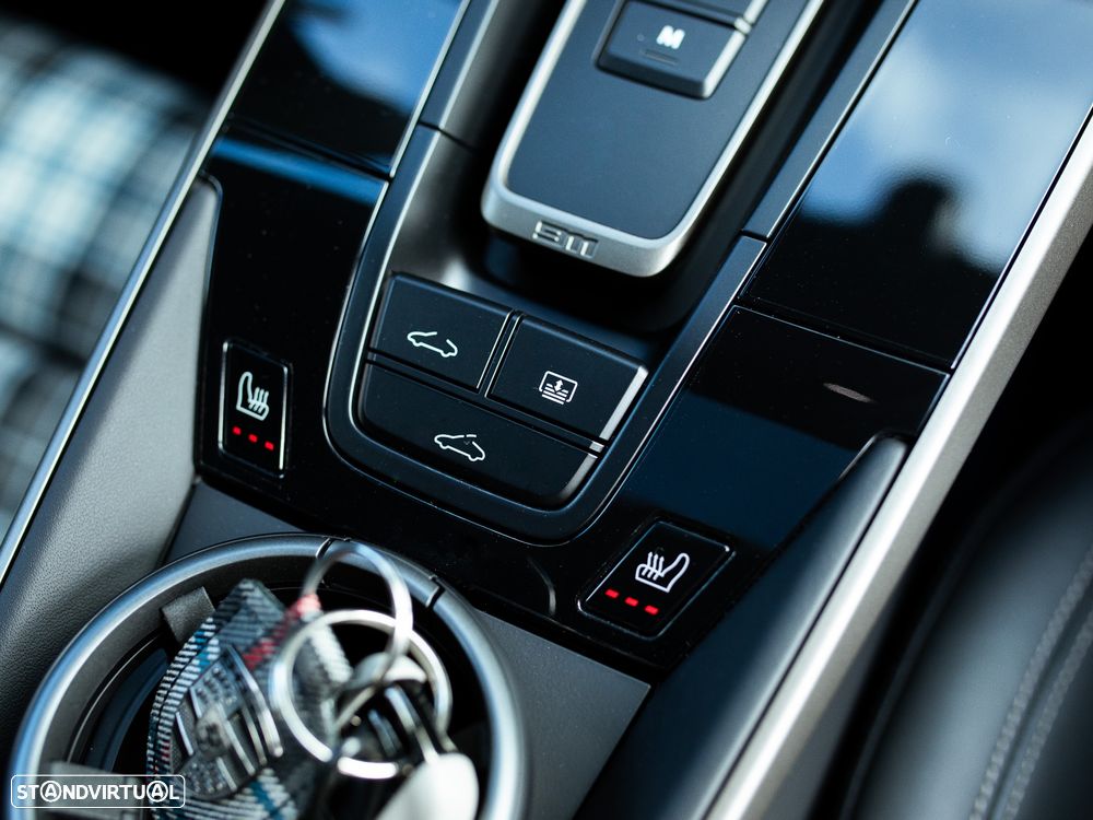 Porsche 911 (992) Turbo 50 Years - 41