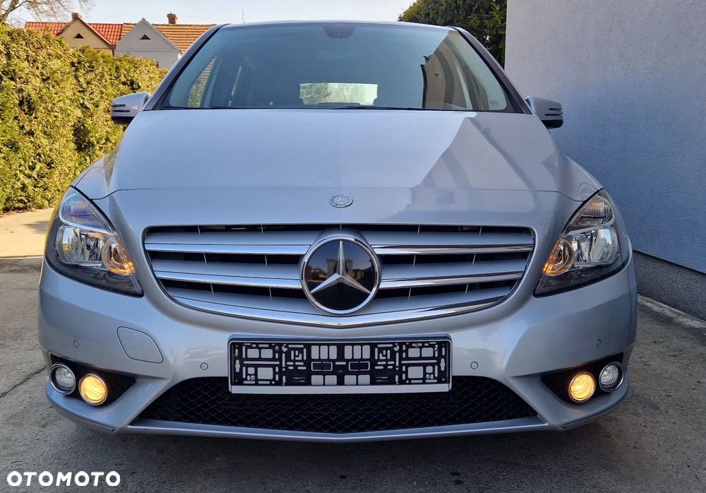 Mercedes-Benz Klasa B 180 CDI (BlueEFFICIENCY) - 2