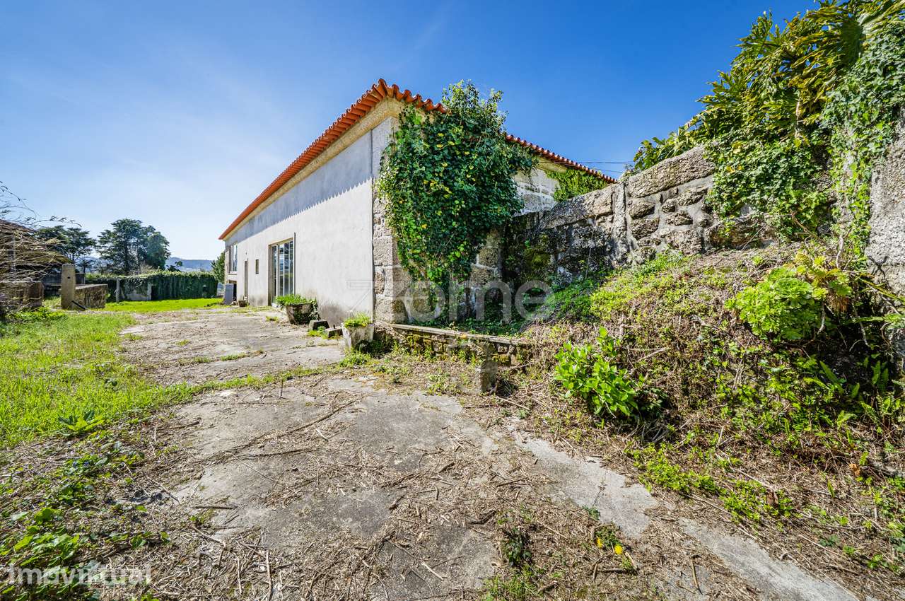 Quinta com Moradia Rústica e Sequeiro, em Vilaça, Braga - Grande imagem: 4/44