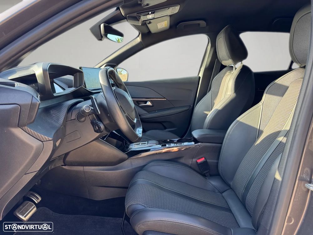 Peugeot 208 1.2 PureTech GT Line EAT8 - 7
