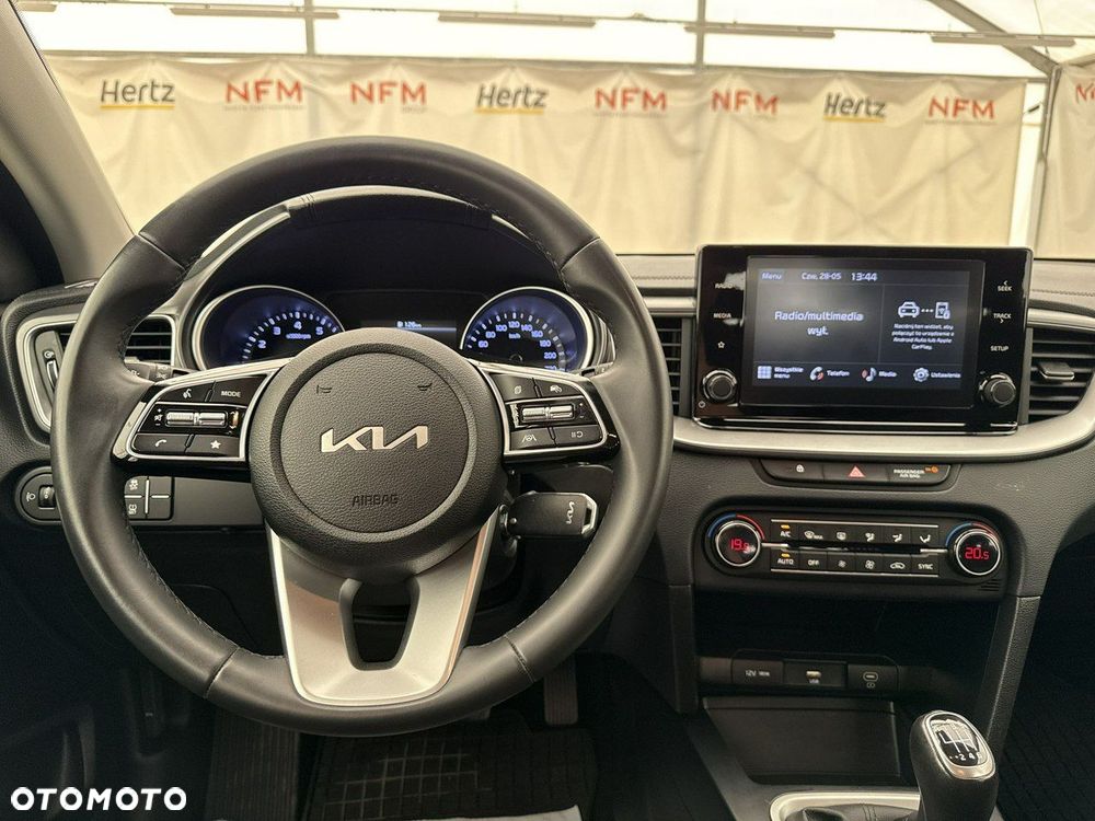 Kia Ceed - 15