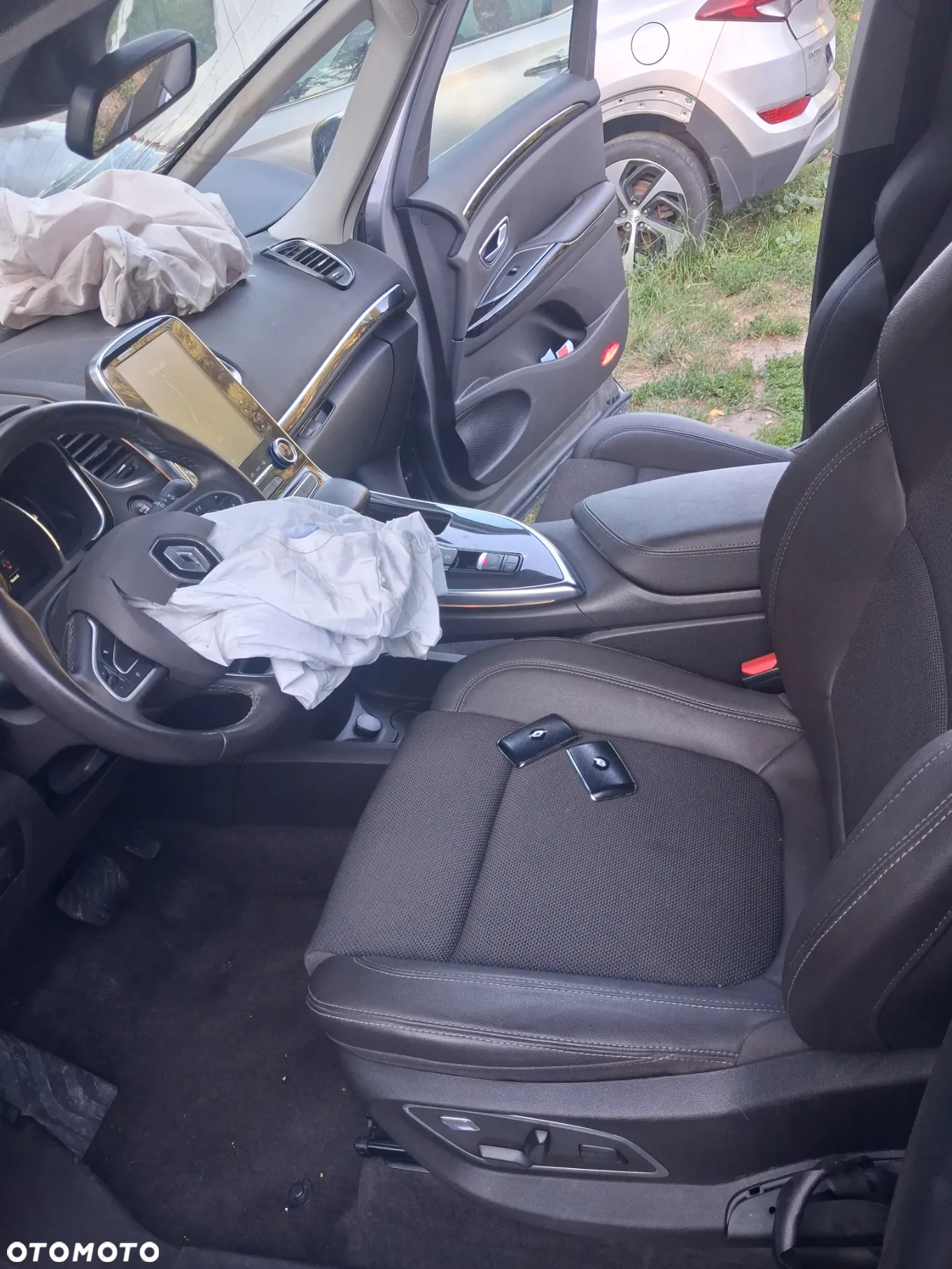 Renault Espace 1.6 dCi Energy Magnetic EDC - 13