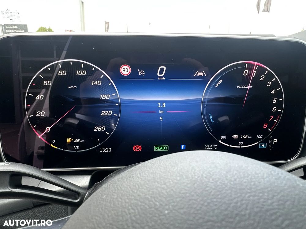 Mercedes-Benz GLC 300 e 4Matic 9G-TRONIC AMG Line Advanced - 13