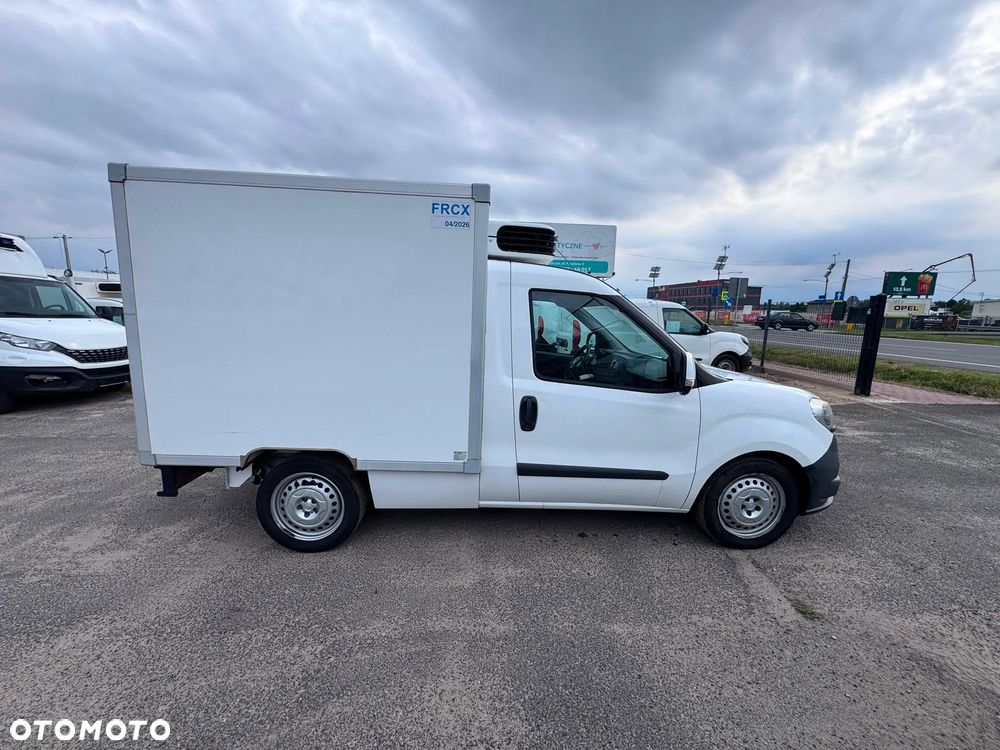 Fiat Doblo 1.6 MultiJet / Chłodnia / Carrier Xarios 200 (751) - 10
