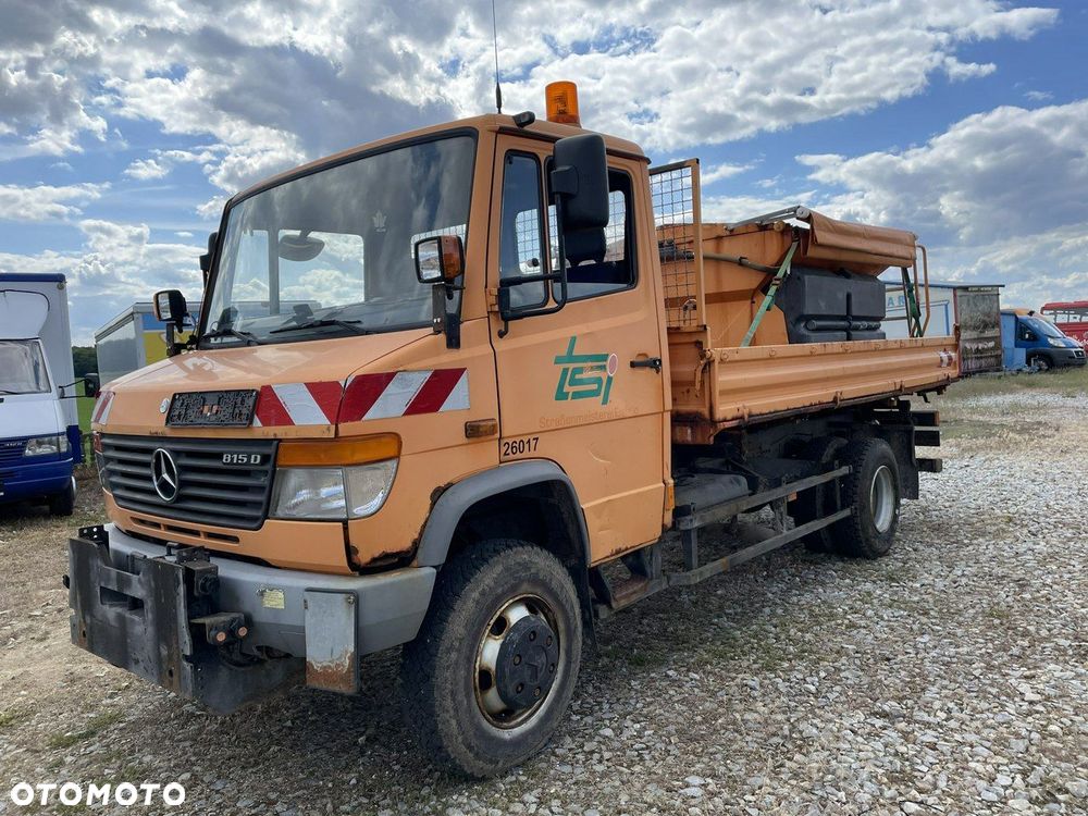 Mercedes-Benz Mercedes Vario 815 Wywrotka 4X4 posypywarka pług - 1