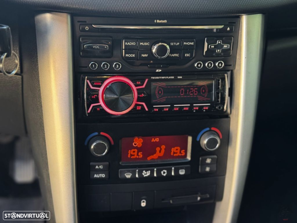 Peugeot 207 1.6 HDi Sport - 9