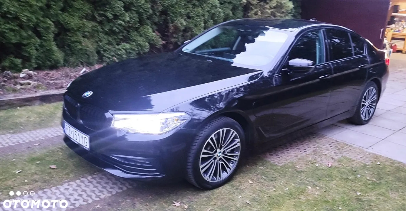 BMW Seria 5 530i Sport Line - 3