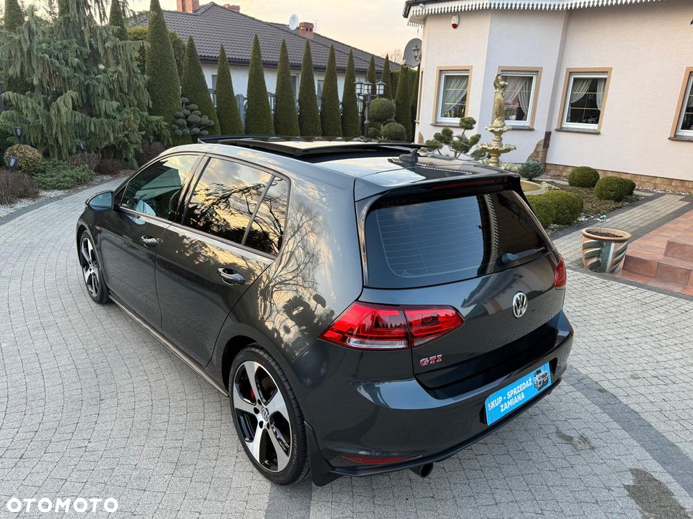 Volkswagen Golf GTI (BlueMotion Technology) DSG - 3