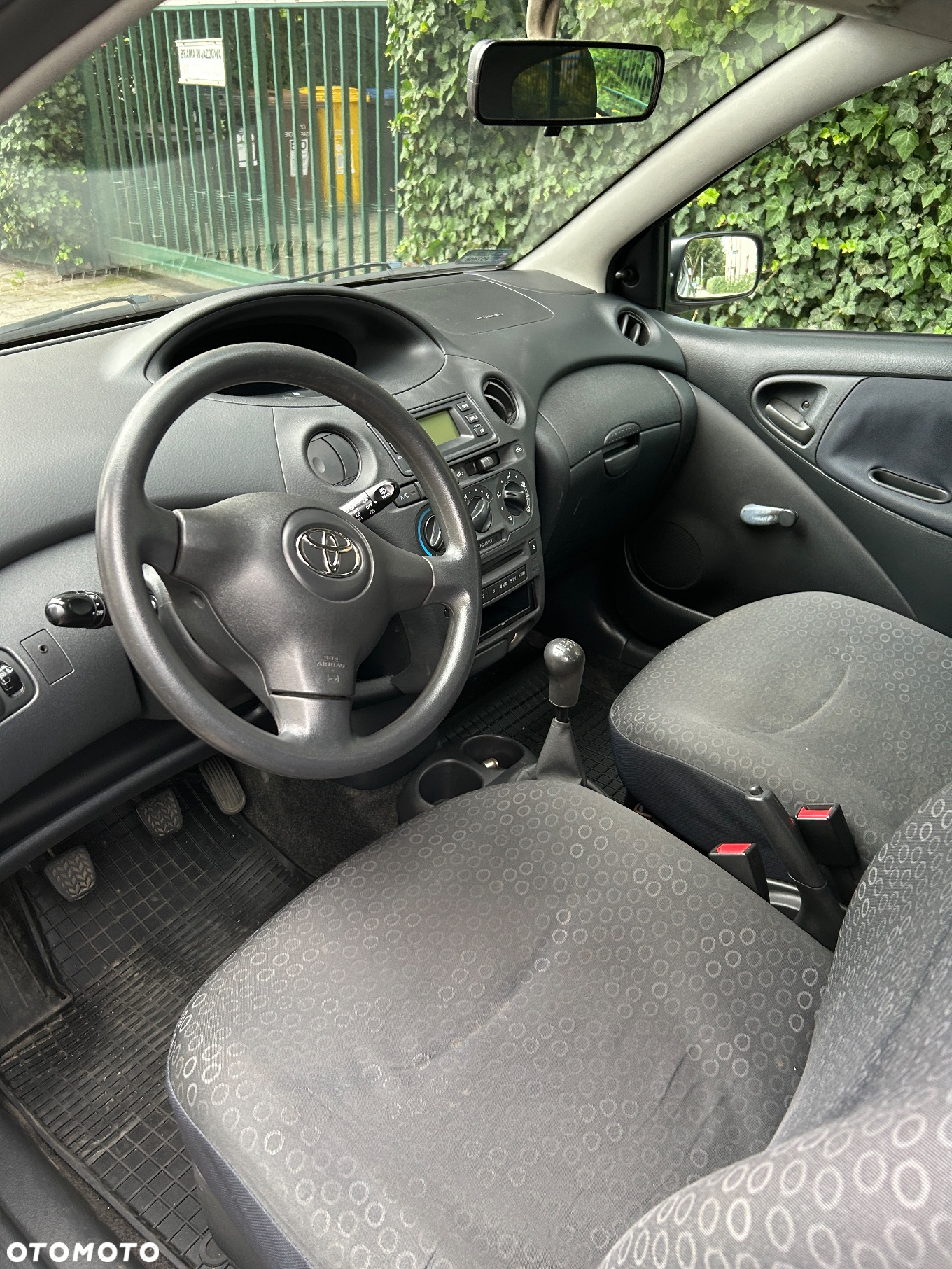 Toyota Yaris 1.3 Terra - 18