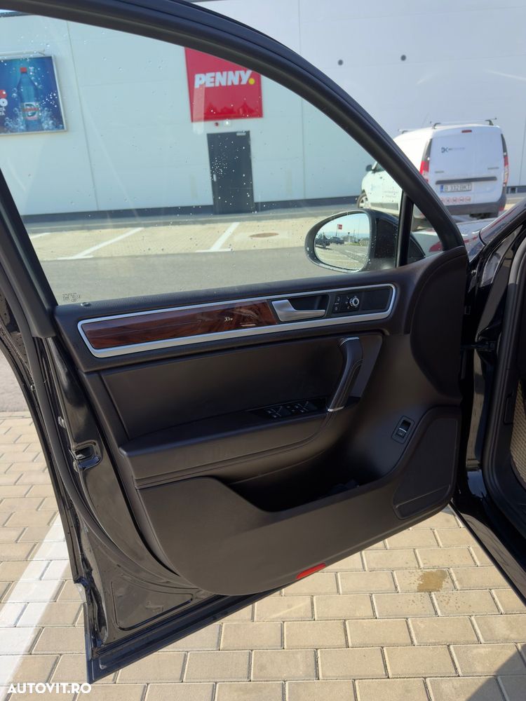Volkswagen Touareg 3.2 V6 Aut. - 10