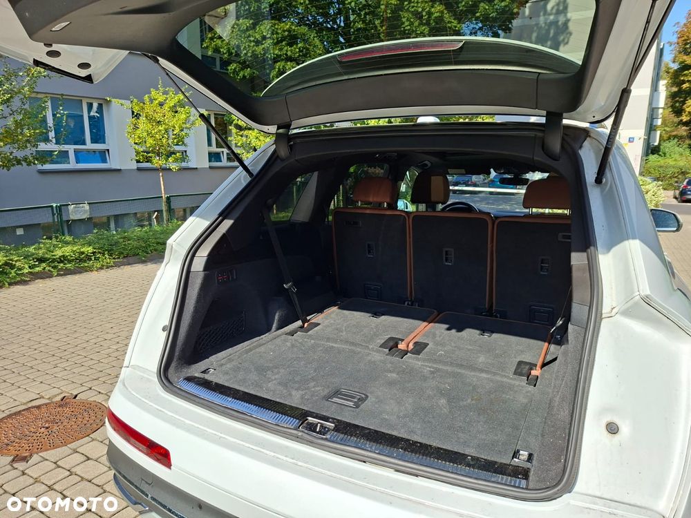 Audi Q7 - 8