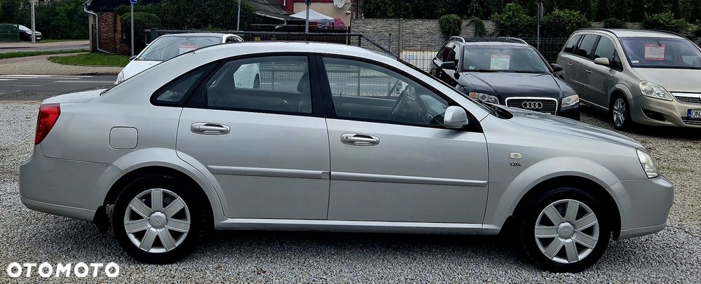Chevrolet Nubira - 2